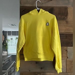 Madhappy Snapchat exclusive hoodie yellow with black hood stitch size XS NWOT